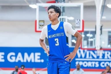 Davion Thompson